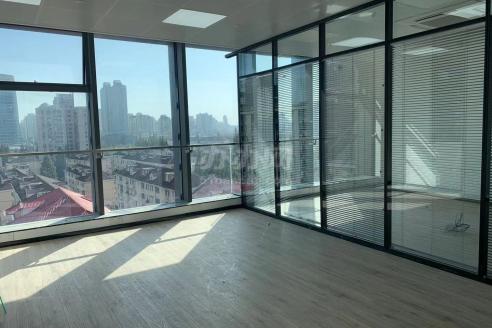 长宁区内环内 虹桥荣广大厦 精装全配 24小时独立空调